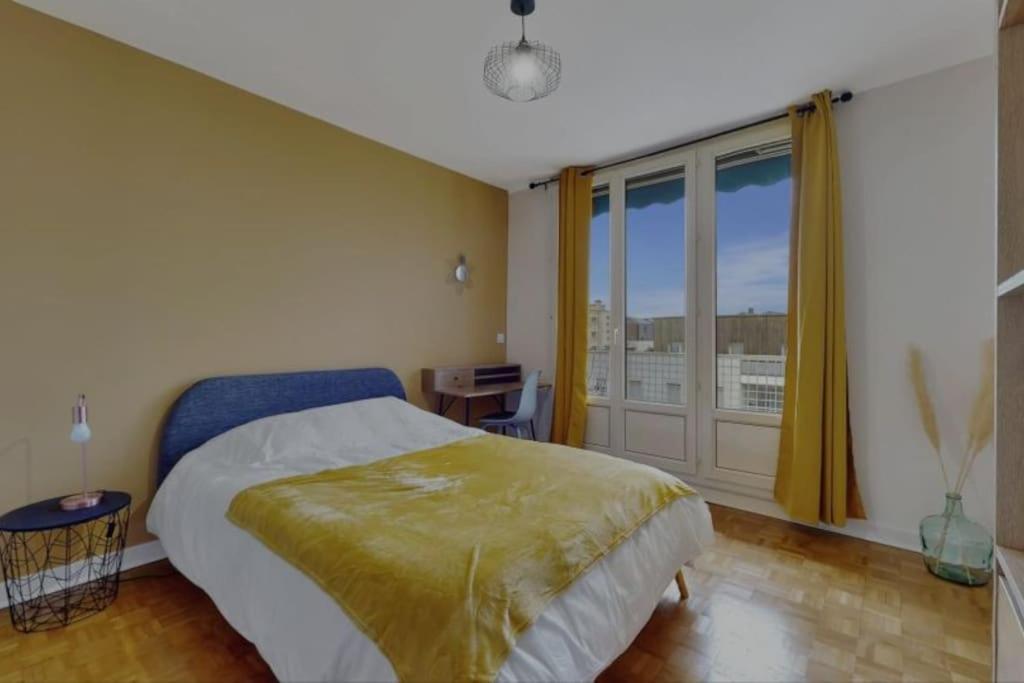 Appartement Neuf Pour 6, Parking Et Box, Au Calme Villeurbanne Extérieur photo